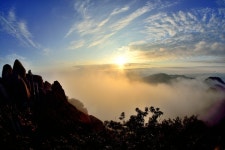 푸른 바다와 황금 들판을 한 눈에 충남 서산 팔봉산
