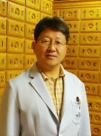 배용주 장수한의원 원장 어릴 적 받은 도움 갚아야죠