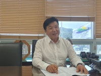 최재구 예산군수 젊은 만큼 힘차게 달린 1년… 충남방적 부지 보물단지 만들기 최선