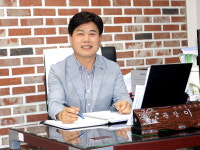 이종욱 진천군노인복지관장 노인 존중받을 수 있도록 최선