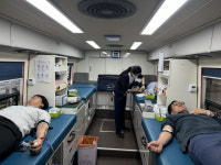 작은 찡그림으로 큰 사랑 나눠요