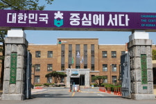 안팎서 환영 못 받는 충북도청 복합문화시설 조성