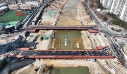 완전 개통 앞둔 유등교 가설교량