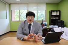 이기풍 청주시흥덕정신건강복지센터장 정신건강 숨기지 않고 말할 때 지켜진다