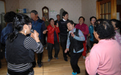 군위군 경로당 순회 프로그램 `인기짱`