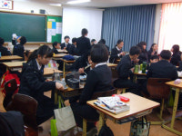 (주)케이이앤피 포항제2급식소 | 포항 급식대란 첫 날, 큰 혼란 없었다