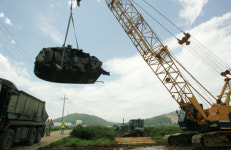 `미군 헬기 불시착` 피해보상논의 시작