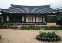 향긋한 솔향 벗 삼아 걷고 또 걷고…