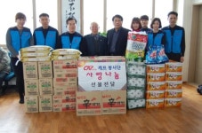 상주 캐프봉사단 모동면 노인회관에 생필품