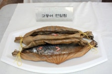 두 장인 솜씨가 빚은 안동간고등어의 `화려한 변신`