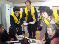경로당 어르신 짜장면 대접