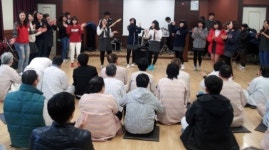 청송 진보고, 병원 찾아 위문공연