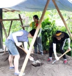 포항중앙교회 印尼 오지에 화장실 선물