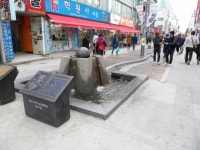 중앙상가 실개천 새단장