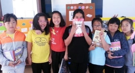 학교 도서관 오면 너무 신나요