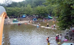 울창한 숲속 쉼터서 더위 쫓고 호연지기 키워볼까