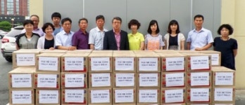 청도읍사무소, 금천면 주민 기증 라면 경로당 전달