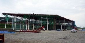 위용 드러내는 KTX 포항역사