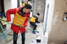 화성산업 동고동락 1천호 집수리 봉사