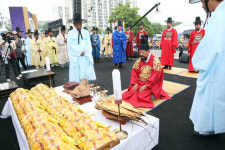 성주, 생명과 삶의 감동에 젖다