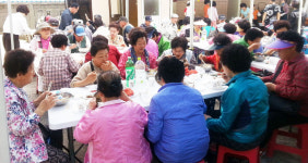 포항 용흥동 감실골발전협의회 어르신 경로잔치