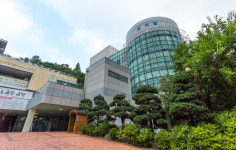 선진시스템·문학강의·연주회도… 작지만 알찬 관악도서관