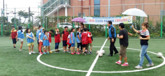 영일만축구봉사단, 늘푸른마음지역아동센터서 봉사