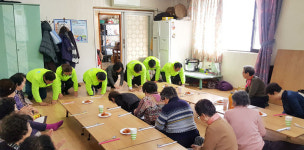 대구 희망나눔委 경로당에 떡국나눔 봉사활동