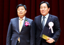 최병곤 삼구건설(주) 회장 우수납세자 장관상 수상