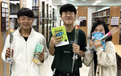 안동도서관 풍산분관 `세계 책의 날` 맞아 장미꽃 증정