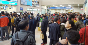 성수기가 두려운 포항여객선터미널