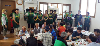 포항 신광면새마을부녀회 어르신에 삼계탕 대접