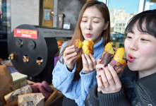 대백프라자 지하 1층에 `추억의 군고구마` 등장