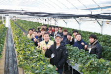 청년농부들이 미래 농촌의 기둥