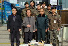 이현국 다가해장국 대표, 501여단 3대대에 쌀 후원