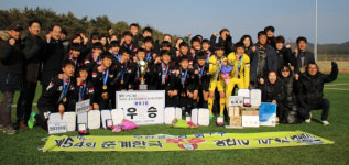 경주 무산중 `춘계중등축구대회` 우승