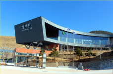 新동해안시대 열어갈 물류·관광 대동맥이 뛴다