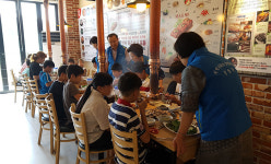 포항 장량동지역사회보장協, 사랑의 점심식사 제공