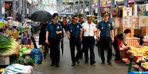 포북서, 죽도시장 상인 애로사항 청취·방범시설 점검