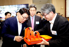 아이디어 돋보이네요