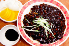 이젠 귀한 음식, 유슬짜장과 유니짜장                                       청요릿집을 기억하십니까?