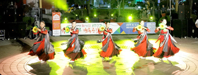 영천시민회관, 도심 속 피서지 역할 톡톡