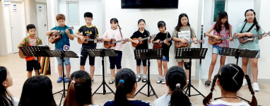 연일초 음악동아리 효사랑, 요양병원서 재능나눔 공연