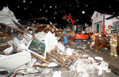 잠기고 무너지고…복구 또 언제 하나