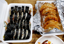 가벼운 주머니 넉넉하게 만드는 기분좋은 한 끼를 찾다