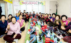 끊임없는 배움의 열정   젊은이 부럽지 않아요  울릉군 성인문해교육 종강식