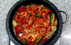 멋모르고 맵다가 뒤돌아서면 다시 생각나는 그 빨간 맛