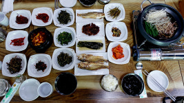 멋모르고 맵다가 뒤돌아서면 다시 생각나는 그 빨간 맛