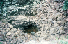 현감이 되레임지(任地)의 유배인으로…