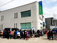 긴 기다림에도 빈손… 마스크 대란 여전